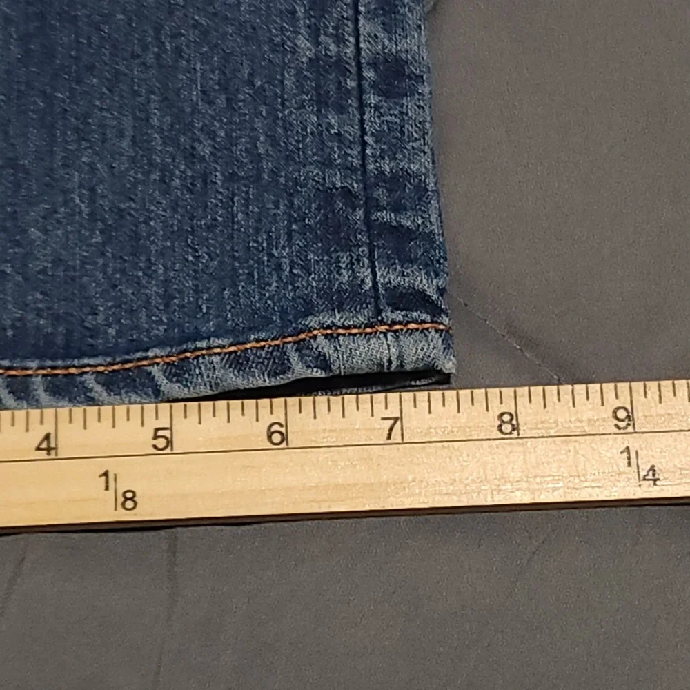 Levis levi 513